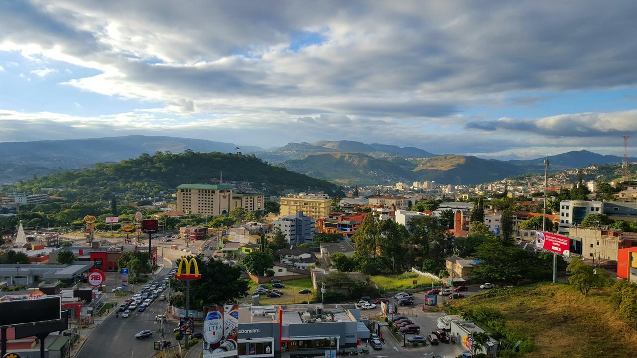 Tegucigalpa Marriott Hotel Exterior photo